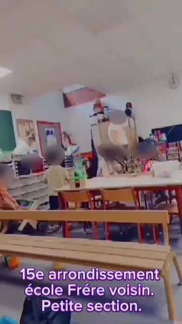 La maestra colpisce la bimba di 3 anni e poi le getta del liquido sul viso: il video delle violenze