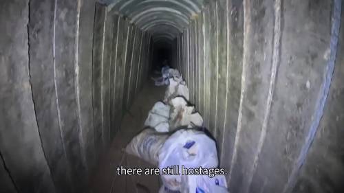 Il tunnel dove erano tenuti i 6 ostaggi assassinati da Hamas