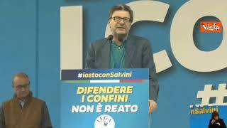 Giorgetti chiarisce da Pontida: L'intervista a Bloomberg? "I sacrifici li deve fare chi può farli"