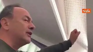 Bella Ciao a Parlamento Ue contro Orban cantata con il pugno chiuso da The Left, Verdi e Socialisti