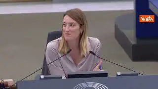 La sinistra canta Bella Ciao contro Orban all'Europarlamento, Metsola: "Sembra la Casa di Carta"