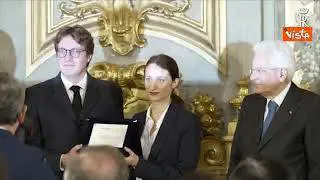 Mattarella consegna gli Eni Award per ricerca e innovazione, la cerimonia al Quirinale