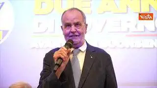 Calderoli: "Nel 2012 mi diedero pochi giorni di vita, sono qui alla faccia dei gufi". E fa le corna