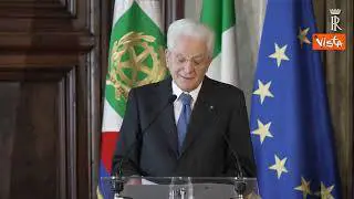 Mattarella: "I giovani ricercatori italiani all'estero vanno aiutati a tornare in Italia"