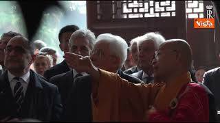 Mattarella visita in Cina il Tempio di Lingyin