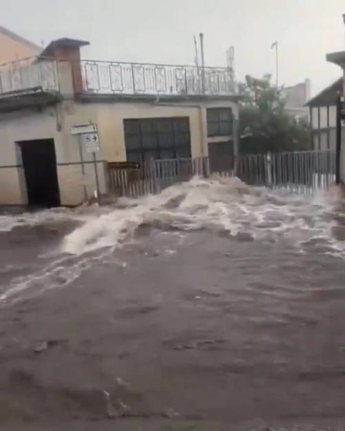 Nubifragi in provincia di Catania: strade come fiumi ad Acireale e Giarre