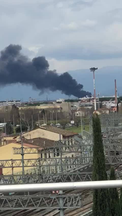 Le fiamme viste da Firenze