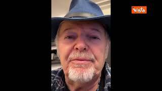 Vasco Rossi sarcastico sul nuovo codice della strada di Matteo Salvini, il video diventa virale