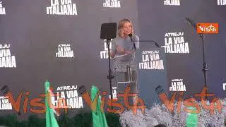 Atreju 2024, standing ovation e bandiere tricolori per la premier Meloni