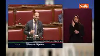 Marattin in Aula a Montecitorio: "Meloni si faccia crescere le basette come Milei"