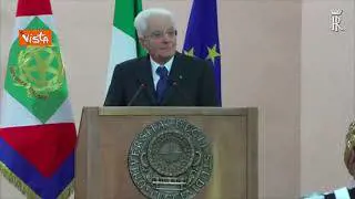 Mattarella: "Trovare nuovi equilibri davanti a emergere dell'Ai"