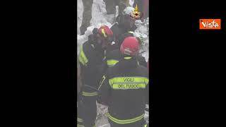 Anniversario tragedia Rigopiano, l'omaggio dei Vigili del Fuoco per le vittime