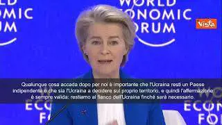 Von der Leyen con Schwab a Davos: "Continueremo a sostenere l'Ucraina"