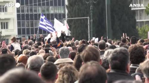 Manifestazioni in Grecia: "giustizia per la strage ferroviaria di Tebi"