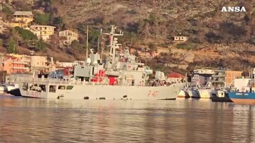 La nave Cassiopea è arrivata in Albania con 49 migranti