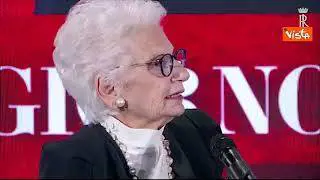 Giorno Memoria, Segre a studenti: "Studiate la storia del 900, la geografia e mollate il telefonino"