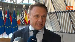 Lollobrigida: "Se bevo non guido, sicurezza al primo posto"