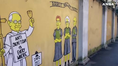 Milano, sfregiati i murales di Palombo con Bruck e Segre