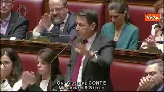 Caso Almasri, Conte a Meloni: "Lo so che ci sta guardando nascosta dietro a un computer"