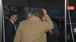 Trump accoglie Marc Fogel alla Casa Bianca dopo la liberazione, era detenuto in Russia