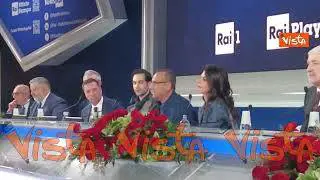 Carlo Conti annuncia che Roberto Benigni aprirà la quarta serata del Festival