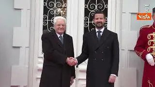 Mattarella e il Presidente del Montenegro Milatović si scambiano due spille