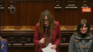 Santanché: "Ho una collezione di borse, ma non ho nulla da nasconderci dentro"