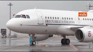 L'arrivo di Mattarella all'aeroporto di Tokyo per visita di Stato in Giappone