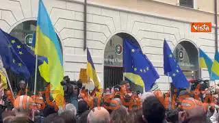 Calenda: Saremo al fianco degli ucraini, la loro battaglia è la nostra battaglia di libertà