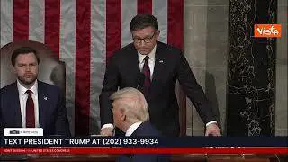 Il dem Al Green espulso dal Congresso Usa dopo aver ripetutamente interrotto Trump