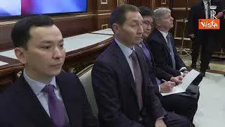 Mattarella incontra il Presidente del Kazakhstan all'Aeroporto di Astana