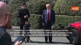 Trump compra Tesla e la prova alla Casa Bianca: Ottimo prodotto, Musk trattato ingiustamente