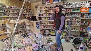 Attacco russo a Kherson, le macerie e i soccorsi