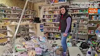 Attacco russo a Kherson, le macerie e i soccorsi