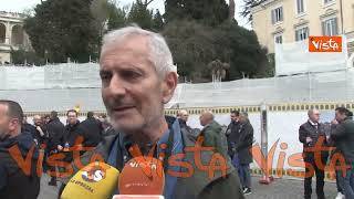 Carofiglio in piazza del Popolo a Roma: "L'Europa è stato un sogno e oggi possiamo realizzarlo"