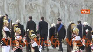 Giornata dell'Unità Nazionale, Mattarella rende omaggio al Milite Ignoto all'Altare della Patria