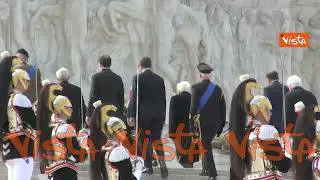 Giornata dell'Unità Nazionale, Mattarella rende omaggio al Milite Ignoto all'Altare della Patria