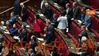 Bagarre in Aula, fischi e "buu" del Pd a Meloni dopo critiche al Manifesto di Ventotene