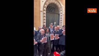 Viva il Manifesto di Ventotene, il grido degli esponenti di Pd, Iv, +Eu e Avs davanti targa Spinelli
