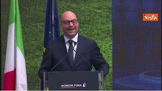 Lorenzo Fontana: Ho origini contadine, uno dei ricordi più belli è il lavoro con mia nonna nei campi