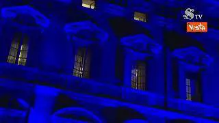 La facciata di Palazzo Madama illuminata di blu per la giornata della consapevolezza sull'autismo