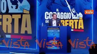 Salvini al Congresso a Firenze: La Lega non è un partito, è una famiglia