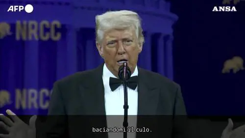 Trump: "Questi Paesi ci stanno chiamando per baciarmi il c…"