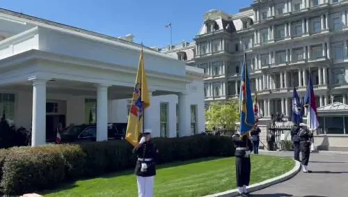 Trump accoglie Meloni alla Casa Bianca: “Great person”