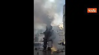 Giani allo "Scoppio del carro" a Firenze per Pasqua: "La più antica delle nostre tradizioni. Auguri"