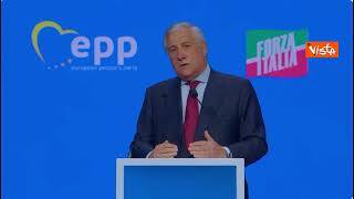 Tajani conclude il suo intervento al Congresso Ppe di Valencia con "Slava Ukraini"