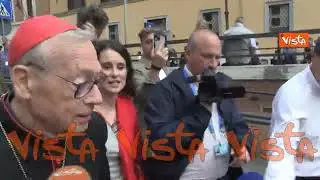 Conclave, Mons. Coccopalmerio: "Lodiamo Iddio, le cose si stanno avviando bene"