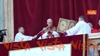 La prima benedizione di Papa Leone XIV dopo l'elezione