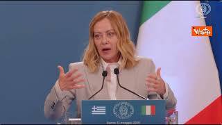 Meloni: Su spalle di Italia e Grecia il fardello di essere fra le nazioni di arrivo dei migranti