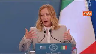 Meloni: Su spalle di Italia e Grecia il fardello di essere fra le nazioni di arrivo dei migranti